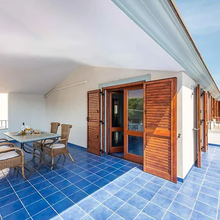 In - Nuoro קאלה גונונה